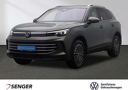 VW Tiguan Volkswagen Sport 2.0 TDI 4M CarPlay Matrix Panorama