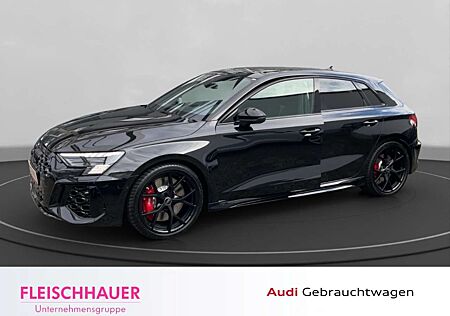 Audi RS3 Sportback 2.5 TFSI DSG quattro AD El. Panodach Nav