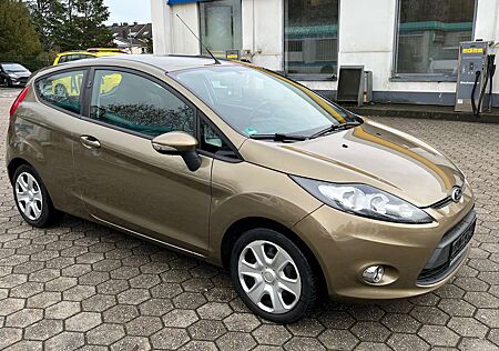 Ford Fiesta Champions Edition Klima SHZ TÜV NEU