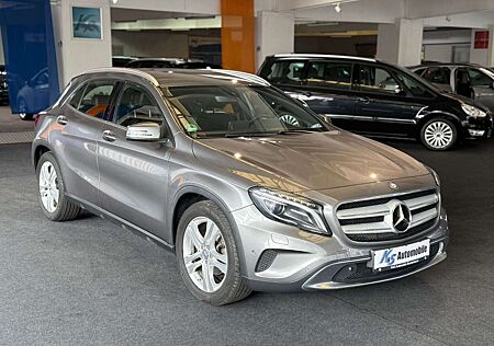 Mercedes-Benz GLA 200 XENON*NAVI*PDC*SHZ*ALU*LEDER