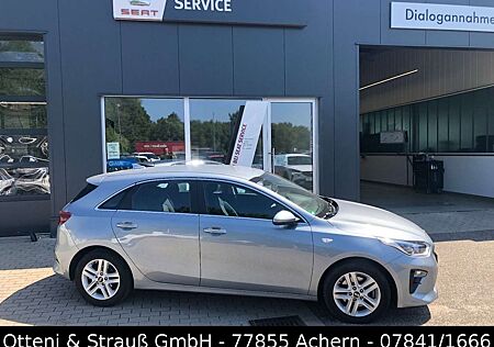 Kia Cee'd Ceed / Ceed 1,4 T-GDi Vision, 140PS, 5T, AT, AHK,8-fach