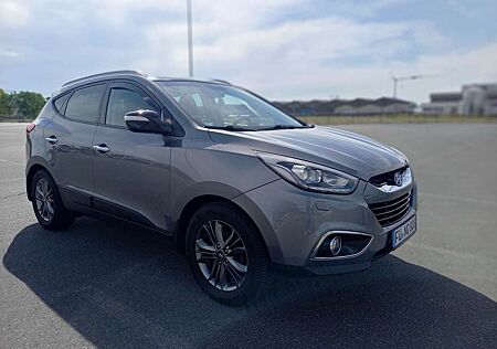 Hyundai ix35 2.0 CRDi 4WD Fifa World Cup Silver Edition