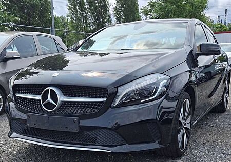 Mercedes-Benz A 160 1, Hand ( 114000 Km )