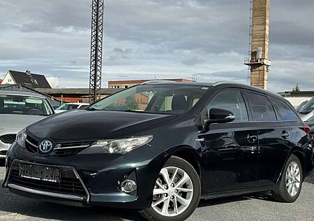 Toyota Auris Touring Sports Hybrid Cool