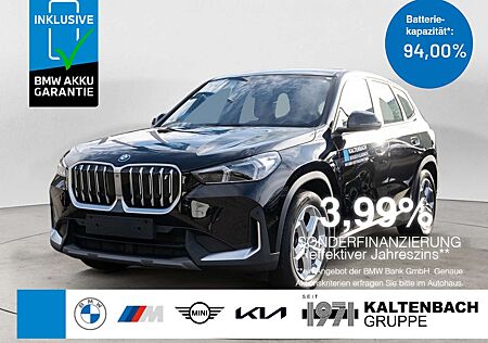 BMW iX1 xDrive30 AHK LED NAVI KAMERA SHZ PDC