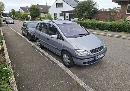 Opel Zafira 1.8 Comfort