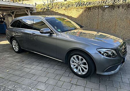 Mercedes-Benz E 220 d (213.204) Exclusive