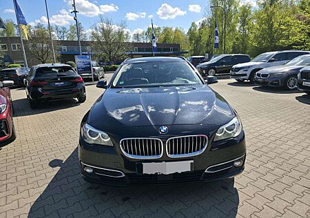 BMW 530d 530 xDrive Touring Aut. Luxury Line