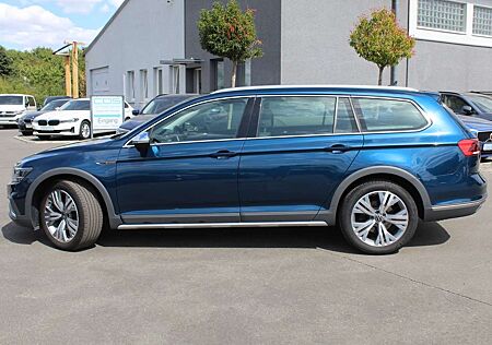 VW Passat Alltrack Volkswagen 4Motion 2.0 TDI DSG +Panoramadach+Standheizung+