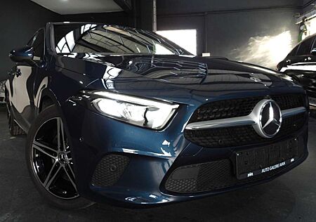 Mercedes-Benz A 250 4MATIC LIMOUSINE