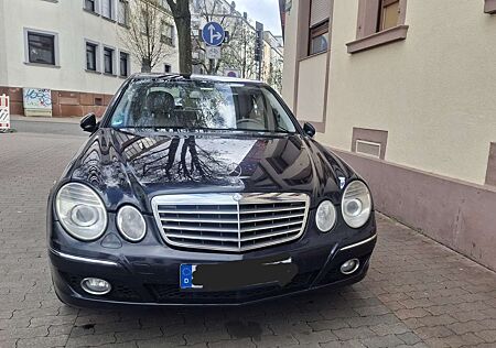 Mercedes-Benz E 320 Mercedes CDI 4Matic Avantgarde – Automatik –