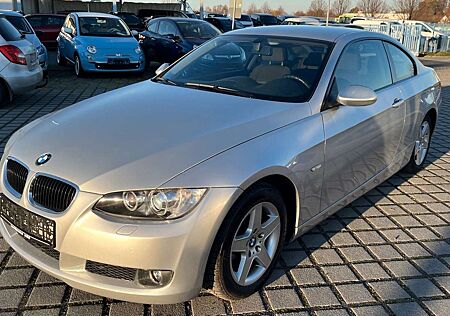 BMW 320 i Coupé Bi-Xenon|SHZ|Navi
