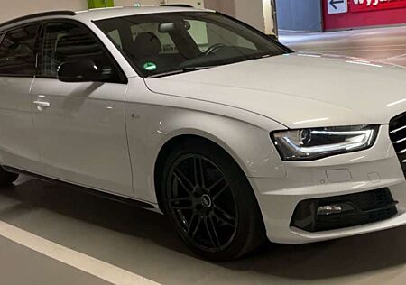 Audi A4 Avant 2.0 TDI DPF quattro S line Sportpaket