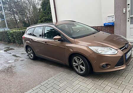 Ford Focus Turnier 1.6 TDCi ECOnetic 99g Start-Stopp-Sy SYNC Edition