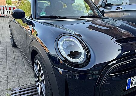 Mini Cooper SE Yours Trim
