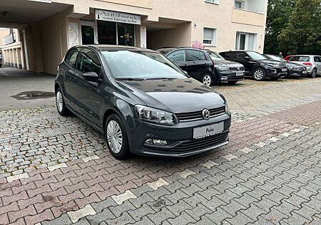VW Polo Volkswagen Scheckheft/2.Hand/Klimatr/SHZ/PDC/Ganzjahresreifen