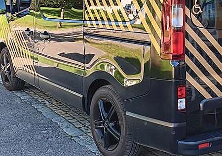 Nissan Primastar L1H1 2,8 dCi+Rollstuhllifter