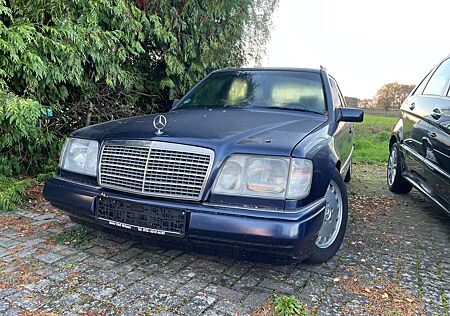 Mercedes-Benz E 220 T