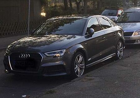 Audi A3 35 TFSI cylinder on demand Limousine S tronic spor