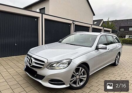 Mercedes-Benz E 200 BlueTec (212.206) DAIMLER (D) top zustand.