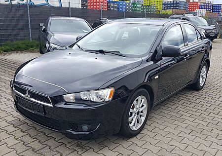 Mitsubishi Lancer 1.6 XTRA Lim. RFK Navi