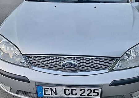 Ford Mondeo gebraucht kaufen Ford Mondeo 1.8 Ambiente