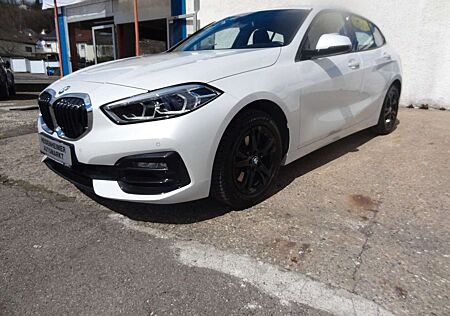 BMW 118 i Sportline/39.000km/LED/SitzH/Navi/Automatik