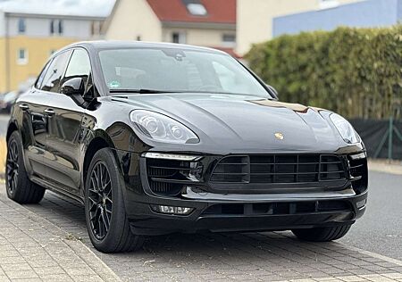 Porsche Macan GTS PDK
