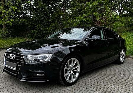 Audi A5 2.0 TFSI quattro (155kW)