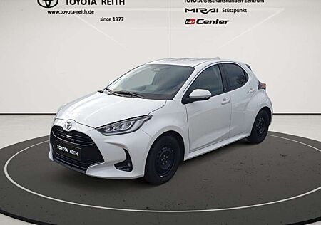 Toyota Yaris Hybrid Team Deutschland Dual-VVT-iE - 1,5 l. 116 P