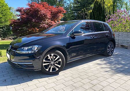VW Golf Volkswagen 2.0 TDI SCR DSG IQ.DRIVE