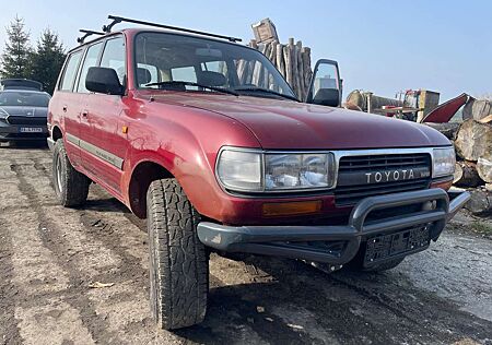 Toyota Land Cruiser HDJ 80