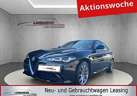 Alfa Romeo Giulia 2.0 TI Q4 // mtl: 399,00 €/Kamera/Leder/Winterpake