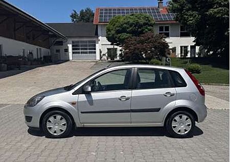 Ford Fiesta 2007 – TÜV bis Mai 2026, Motor & Getri