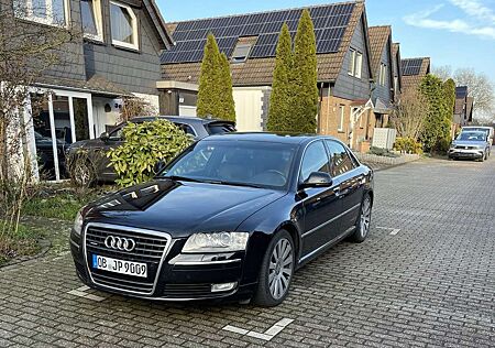 Audi A8 4.2 FSI quattro (Vollausstattung)
