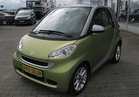Smart ForTwo Passion 1.0 MHD 52kW *Shzg+Servo+Navi*