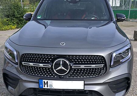 Mercedes-Benz GLB 200 MB GLB 200d AMG-Line/Night/Pano/StandHzg/Mbeam/HUD