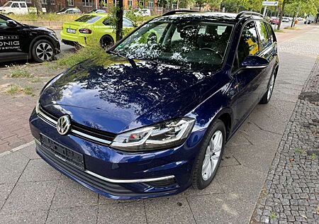 VW Golf Volkswagen VII Variant Comfortline LED-ACC-Navi
