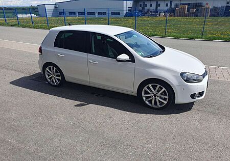 VW Golf Volkswagen +Aktionsmodell+1.8+T+DSG+Highline