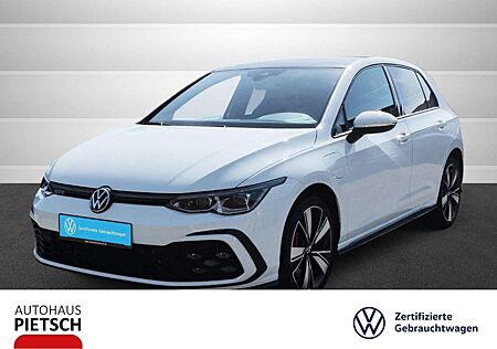 VW Golf Volkswagen VIII GTE 1.4 eHybrid AHK DCC Matrix Pano