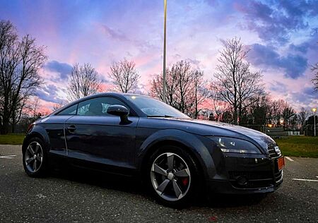 Audi TT Coupe 2.0 tfsi quattro s-tronic