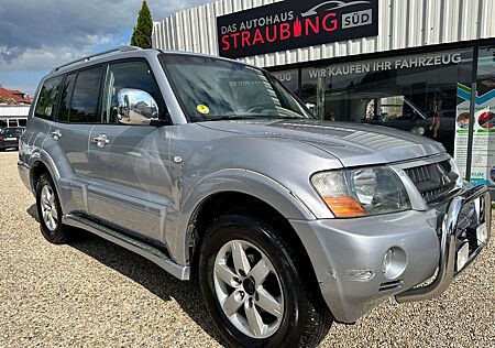 Mitsubishi Pajero 3.2 DI-D Elegance AUTOMATIK*7-SITZER*AHK*