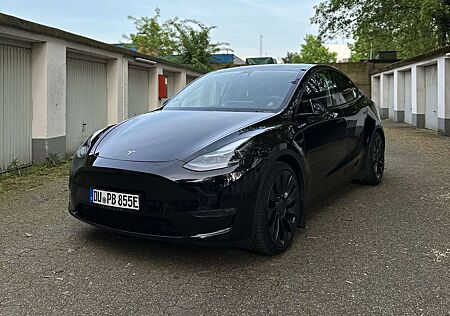 Tesla Model Y Performance Dual Motor AWD