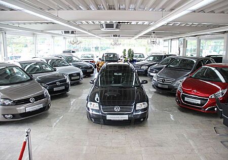 VW Passat Volkswagen 2.5 V6 TDI 4motion Highline
