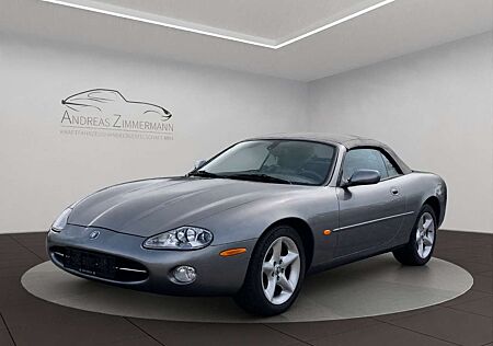 Jaguar XK8 4.0 V8 Cabriolet 2.HD/44TKM/SH/TOP-ZUSTAND