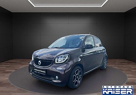 Smart ForFour electric drive EQ Panorama Navi Leder Soundsystem