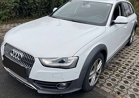 Audi A4 Allroad quattro 3.0 TDI clean diesel Navi