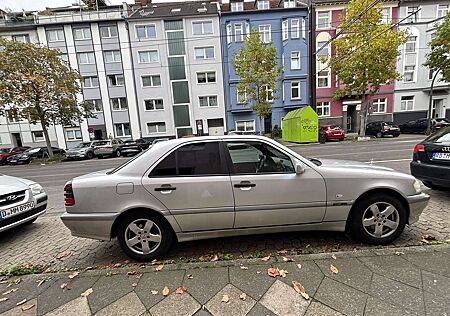 Mercedes-Benz C 220 CDI Classic selection