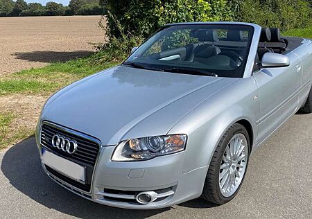 Audi A4 Cabriolet 1.8 T, Xenon, S-Line, Standheizung