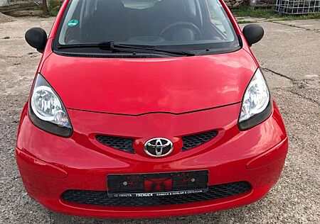 Toyota Aygo EZ 9/2006, 2. Hand, nur 93000km
